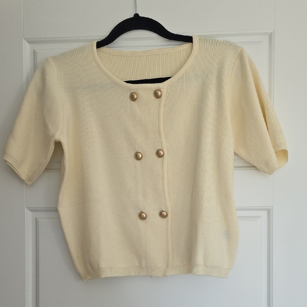 Old Money Style Beige Cardigan Sweater Top